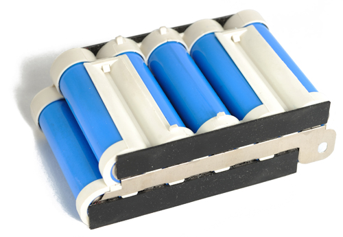 全氣候電池研發(fā)成功 推動(dòng)北方新能源車應(yīng)用.jpg