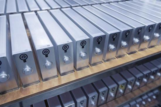 磷酸鐵鋰正在車用動(dòng)力領(lǐng)域打響“翻身仗”