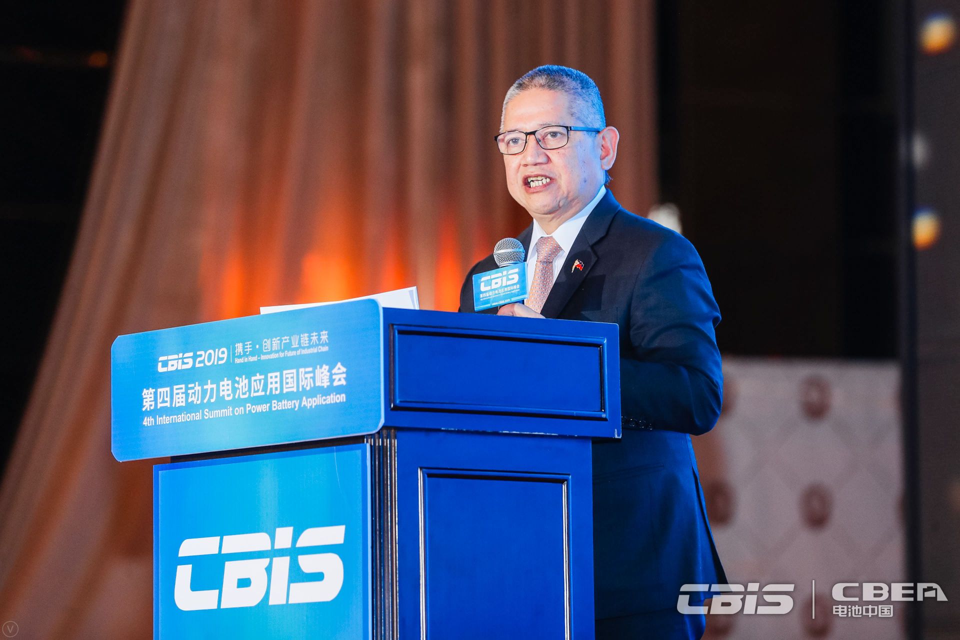 格倫·佩尼亞蘭達：菲律賓在原材料、電動汽車和儲能方面充滿發展機會