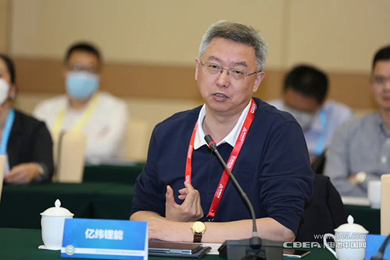 “車電分離”模式可行否？這場(chǎng)閉門會(huì)議上產(chǎn)業(yè)鏈大佬給出新看法