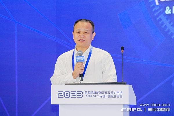 光大激光董事長(zhǎng)何林主旨發(fā)言：向高端鋰電“智造”之路進(jìn)發(fā)