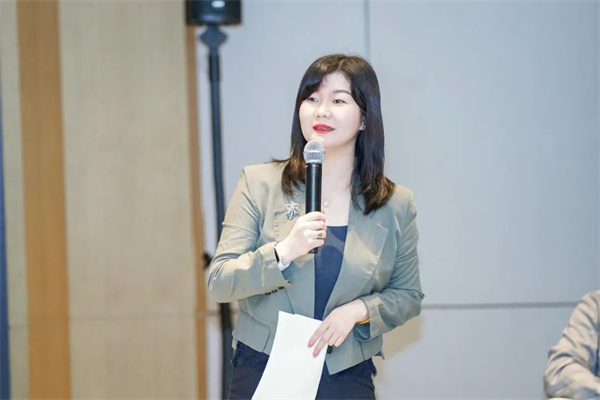 “Li+學(xué)社”高端對(duì)話：警惕全球化機(jī)遇下，鋰電企業(yè)的出海挑戰(zhàn)和技術(shù)迭代風(fēng)險(xiǎn)