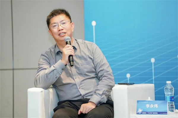 “Li+學(xué)社”高端對(duì)話：警惕全球化機(jī)遇下，鋰電企業(yè)的出海挑戰(zhàn)和技術(shù)迭代風(fēng)險(xiǎn)