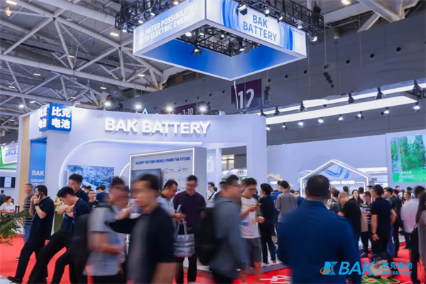 比克電池亮相CIBF 2025，全品類布局構(gòu)建發(fā)展“芯”引擎