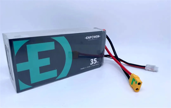 恩力動力完成B+輪數(shù)億元融資,加速固態(tài)電池商業(yè)化 恩力動力完成B+輪數(shù)億元融資,加速固態(tài)電池商業(yè)化