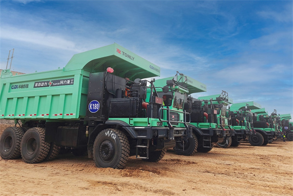 2025，微宏動力礦卡“芯”戰記：從邊疆到未來